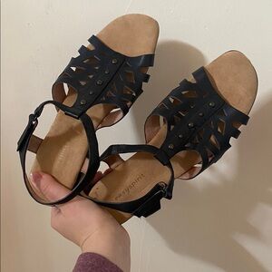 Easy Spirit Shelleys Black Gladiator Sandals Cutout Slingback Comfort Size 9